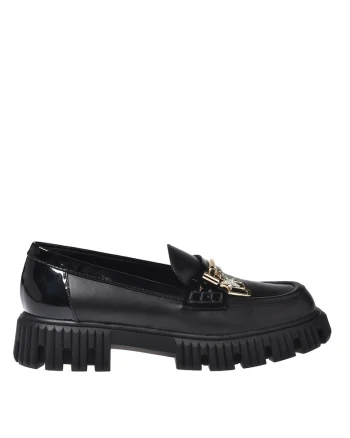 Pantofi loafer din piele cu accesoriu monograma metalica, Negru