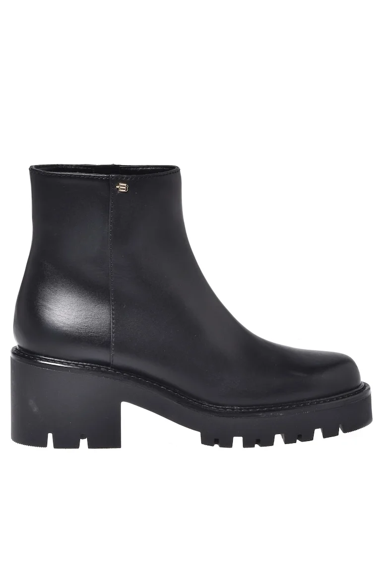 Ghete din piele cu toc masiv, Negru