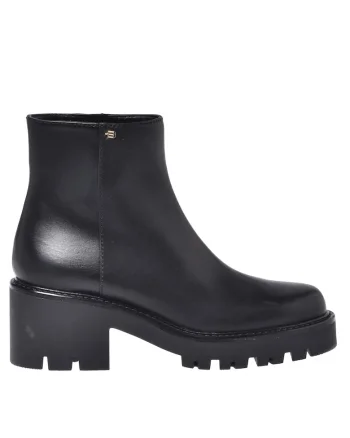 Ghete din piele cu toc masiv, Negru