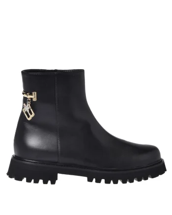 Ghete din piele cu accesoriu monograma metalica, Negru