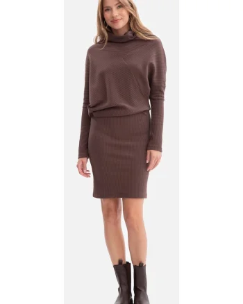Rochie mini, B309 maro tricot, fara inchizatoare, top lejer, baza mulata, talie inalta, maneci lungi, cu guler, Maro