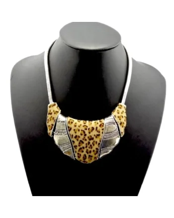 Colier argintiu, cu animal print, Laima C27,
