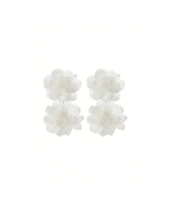 Cercei albi, forma de floare, Berta C16,