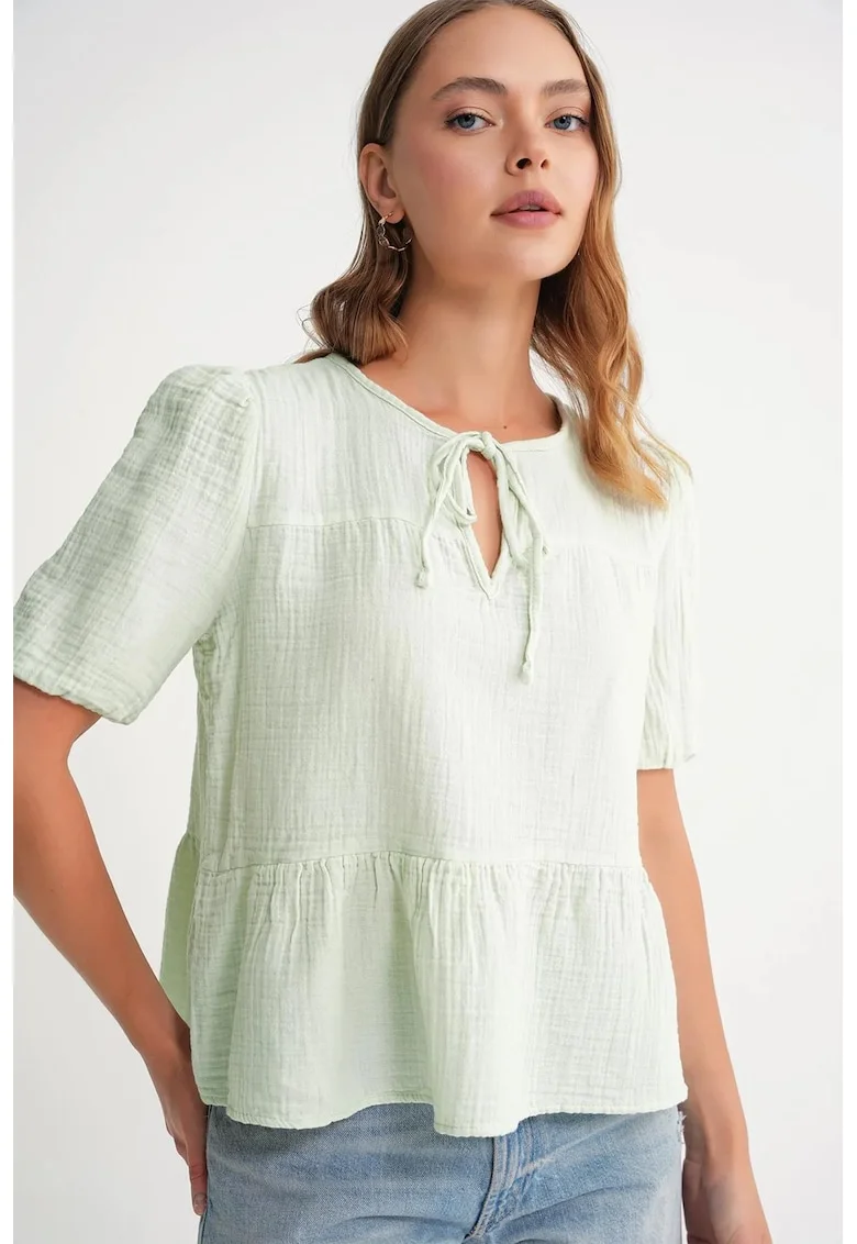 Bluza dama HiCCUP, muselina texturata, decolteu rotund, verde salvie, bumbac