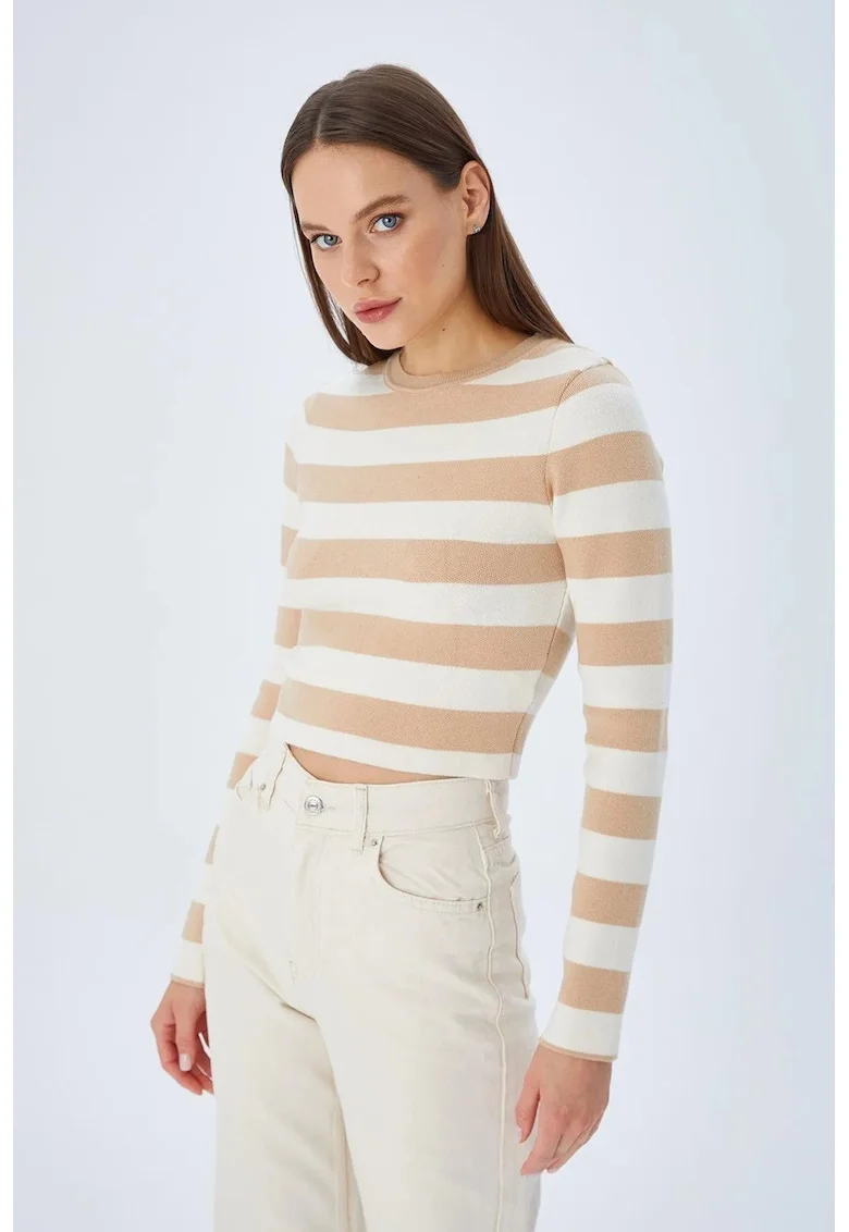 Pulover tricotat  cu nervuri si dungi, bej, tricot,