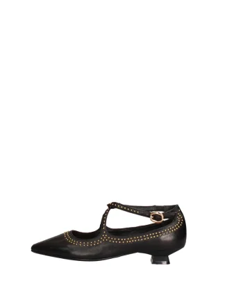 Pantofi din piele cu toc kitten si catarama Aurelie, Negru
