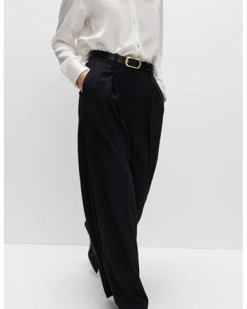 Pantaloni cu croiala ampla si pliuri, Negru