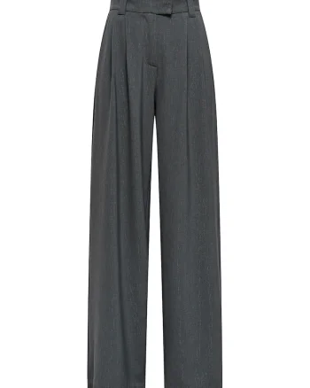Pantaloni cu aspect stralucitor si dungi discrete, Gri