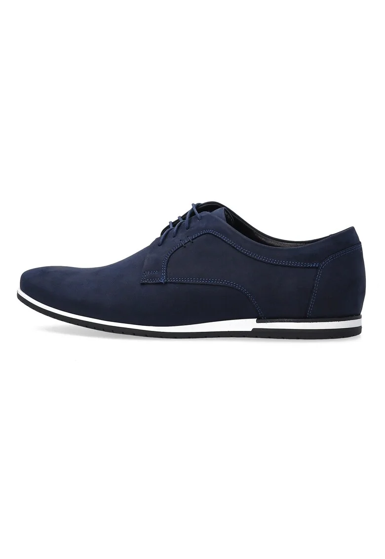 Pantofi uni din piele nabuc