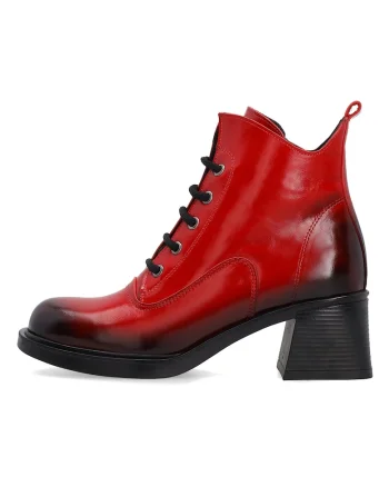 Botine din piele lacuita cu toc masiv si imprimeu