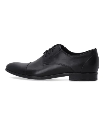 Pantofi cu talpa joasa din piele