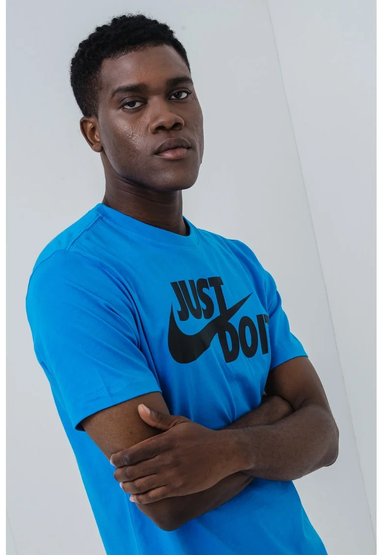 Tricou de bumbac cu imprimeu logo si text Swoosh, Negru/Albastru deschis