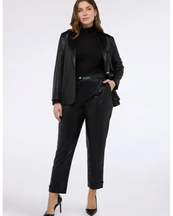 Pantaloni drepti din piele sintetica, Negru