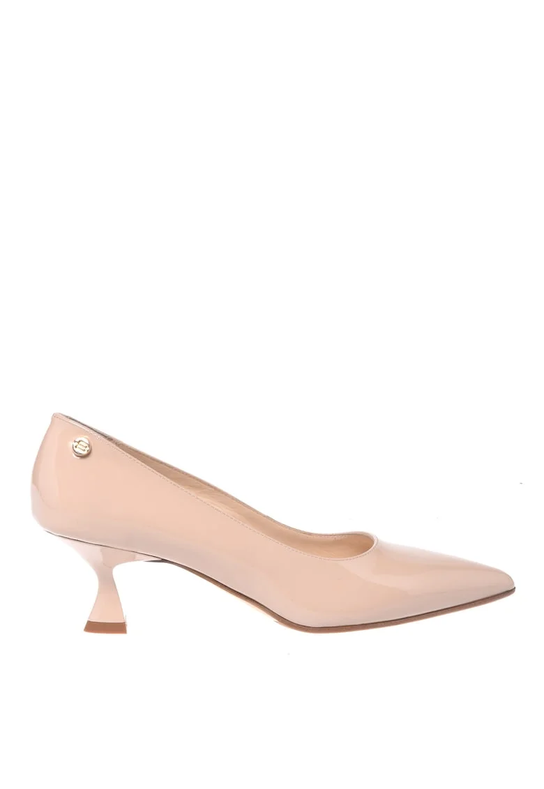 Pantofi de piele lacuita cu varf ascutit, Crem