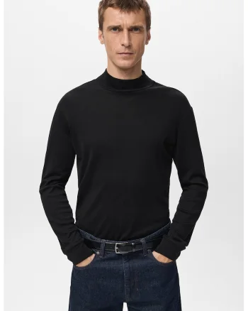 Bluza cu guler scurt, Negru