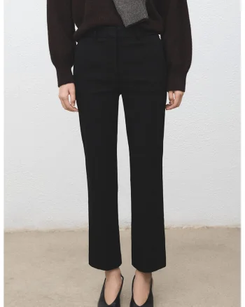Pantaloni crop drepti, Negru