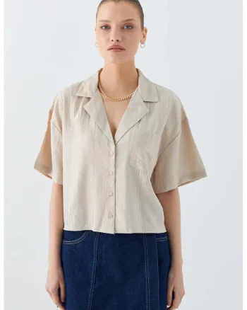 Camasa dama,  crop cu nasturi si buzunar, culoare Stone Natural, Loose Fit