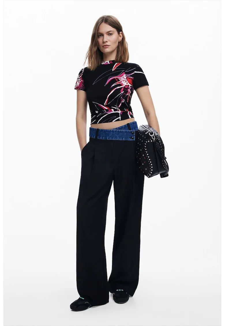 Tricou  Lala Abstract 51527, Alb/Negru/Rosu inchis