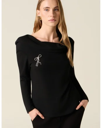 Bluza uni cu brosa, Negru