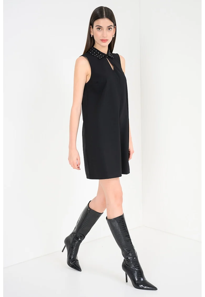 Rochie scurta cu aplicatie din strasuri pe guler, fara maneci, Negru