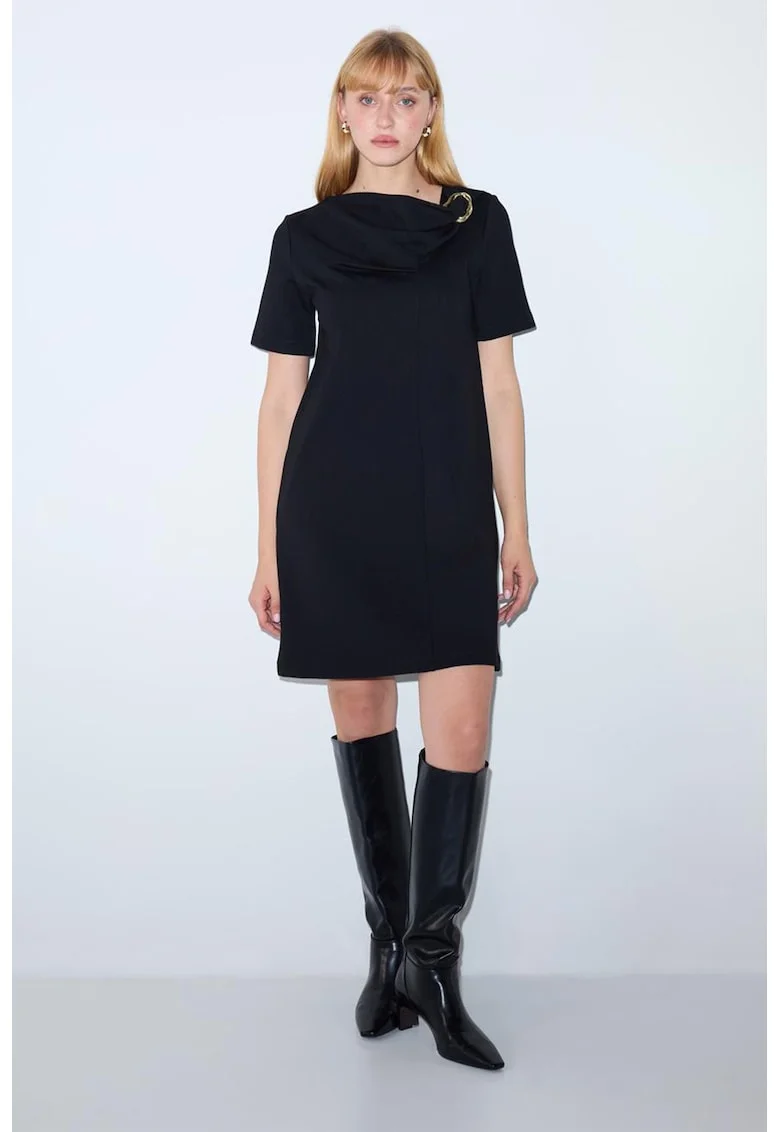 Rochie dreapta cu detaliu inel, Negru