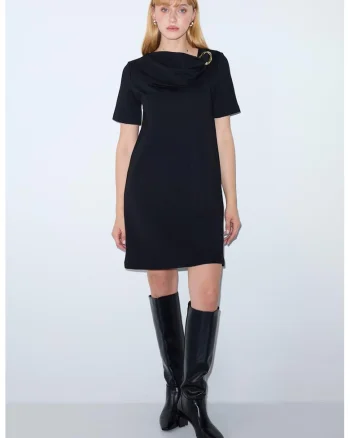 Rochie dreapta cu detaliu inel, Negru