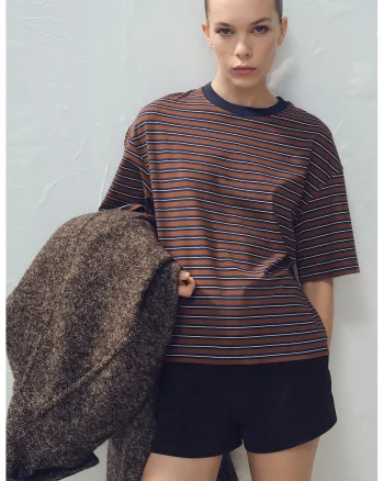 Tricou relaxed fit cu dungi, Alb/Maro deschis/Bleumarin