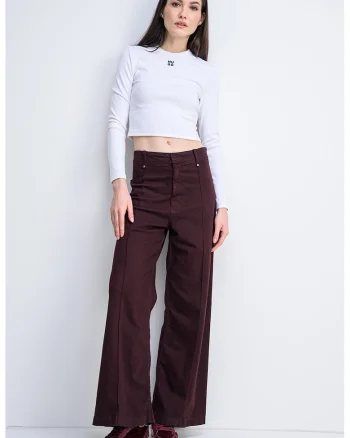 Bluza crop slim fit cu logo Dafilomena, Alb optic