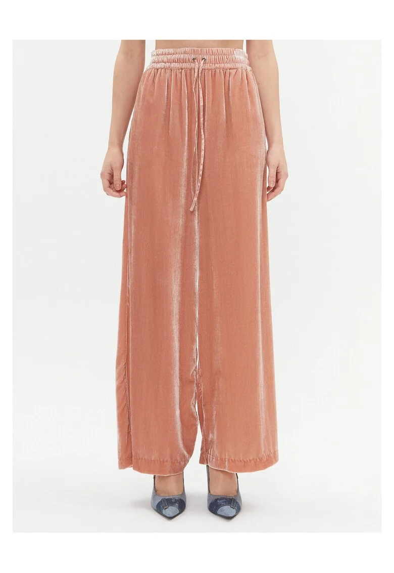 Pantaloni largi  roz