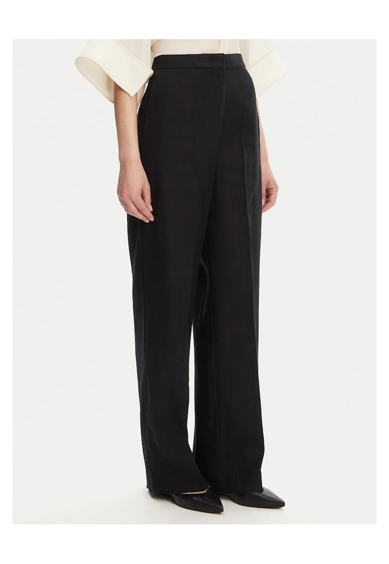 Pantaloni  model elegant, negru