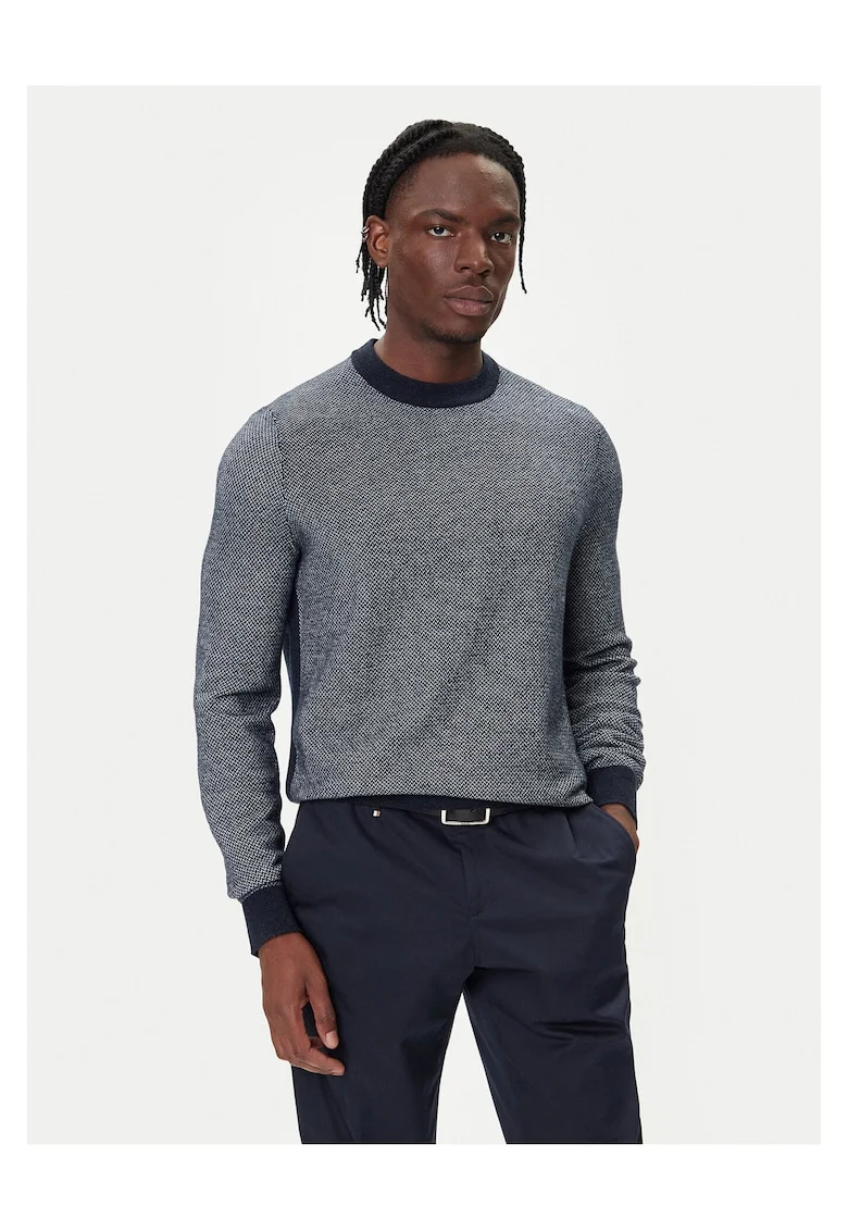 Pulover barbati  bleumarin, cu model