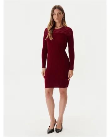 Rochie tricotata de dama  rosu inchis, fabricata din material de calitate