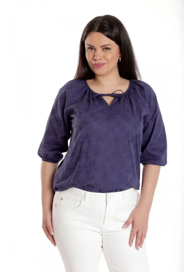 888142600-Bluza Dama, IE, Albastra cu broderie sparta