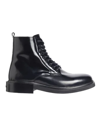 Ghete de piele cu aspect lucios, Negru