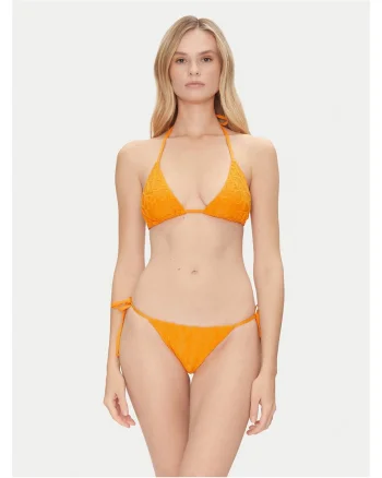Costum de baie portocaliu, Portocaliu