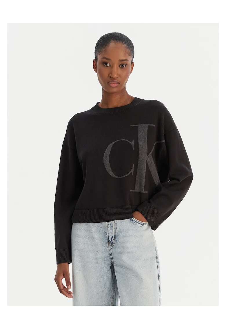 Pulover dama  negru, din material moale