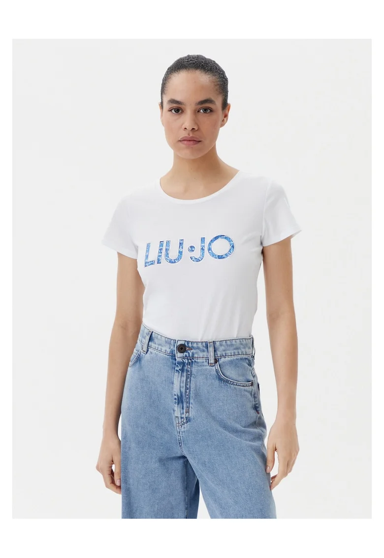 Tricou alb,  Dama