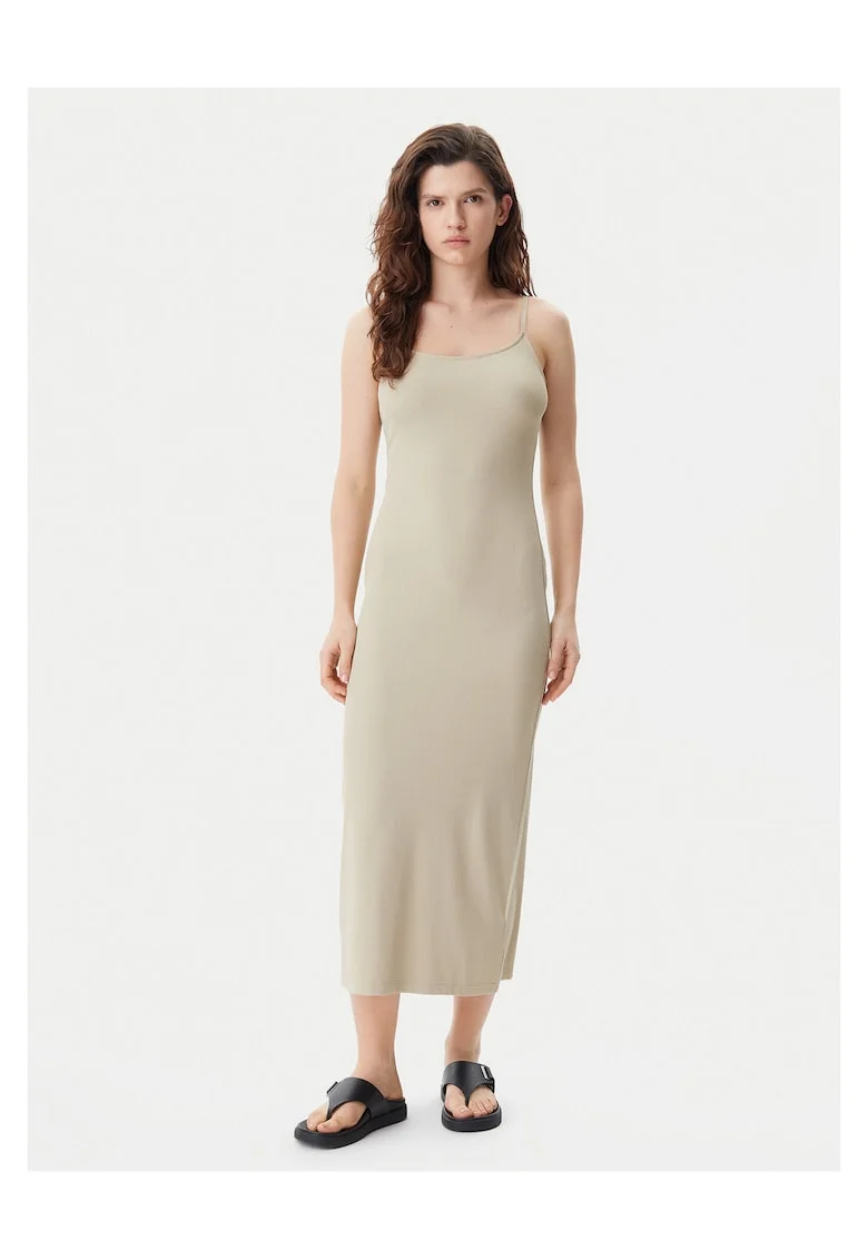 Rochie de vara dama  bej, 2 caracteristici reprezentative