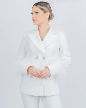 Compleu elegant alb cu pantaloni conici