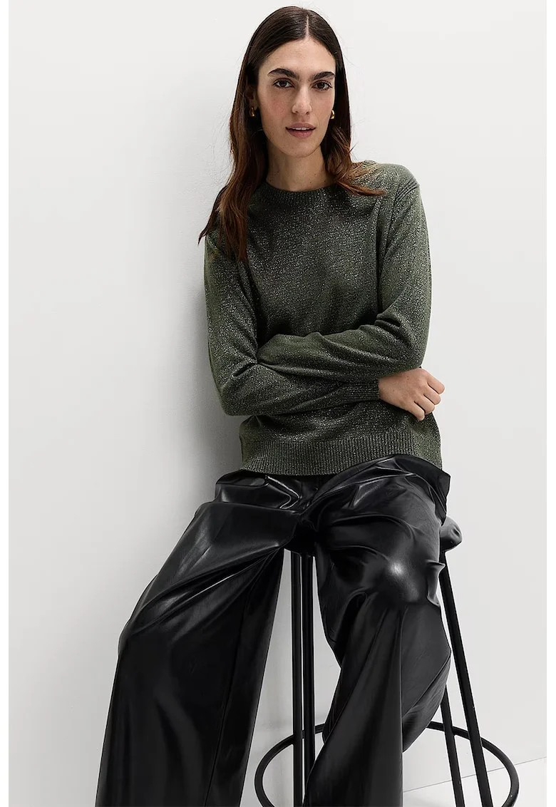 Pulover cu aspect stralucitor si decolteu la baza gatului, Verde sparanghel