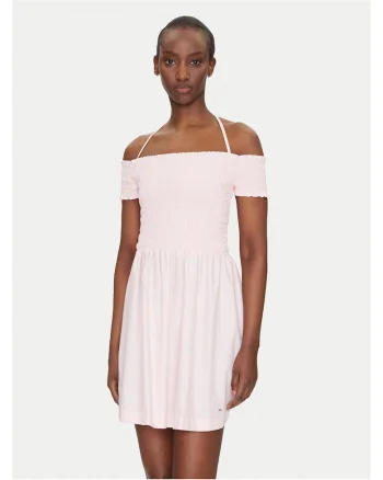 Rochie de vara dama  roz, 2 caracteristici reprezentative