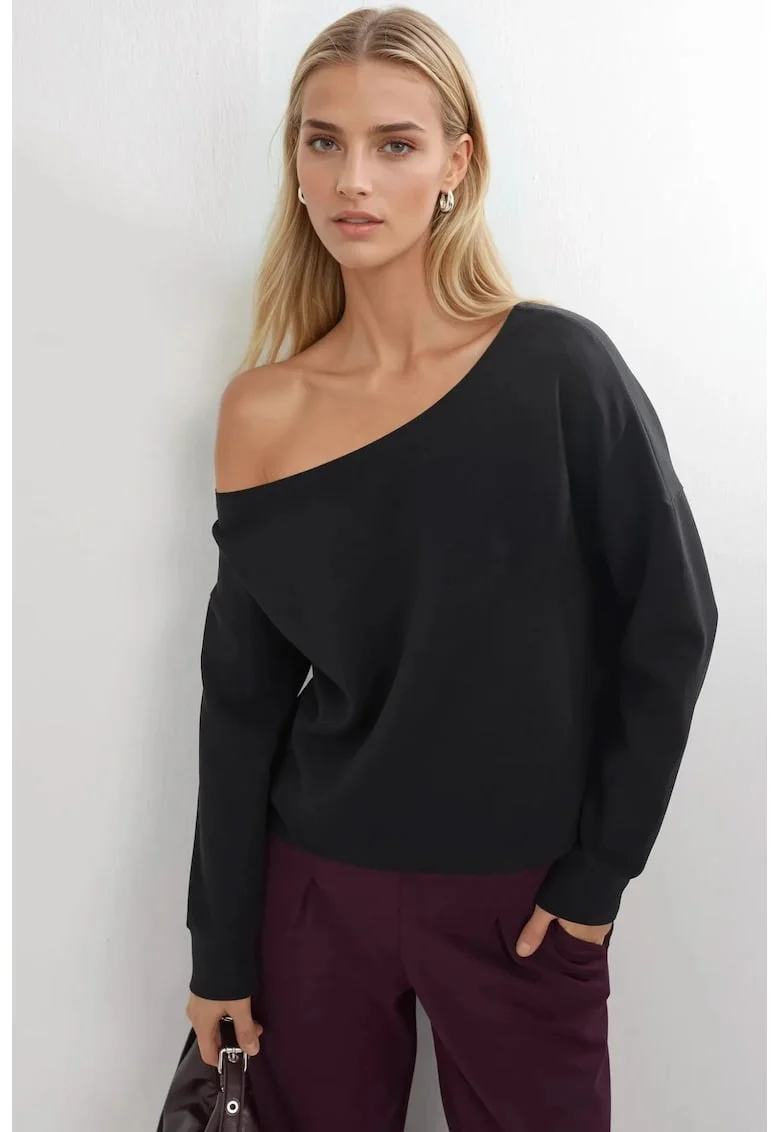 Hanorac dama,  guler asimetric, negru, textil