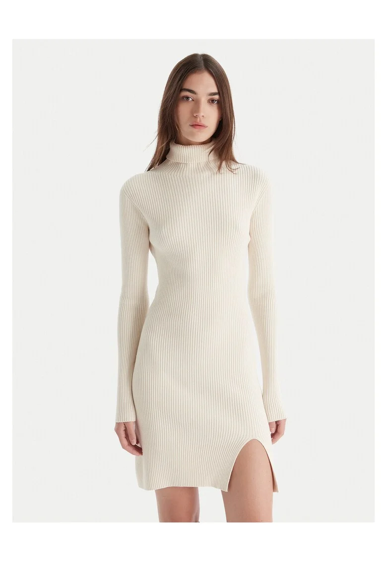 Rochie tricotata de dama  ecru,
