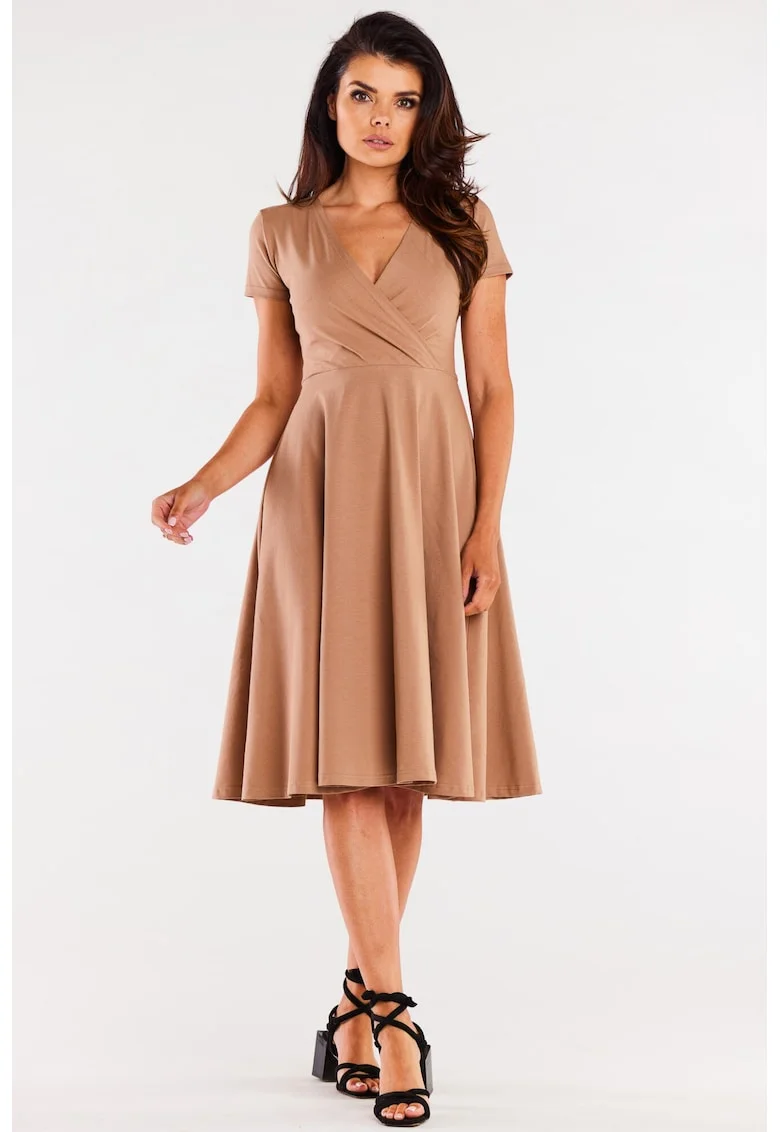 Rochie midi cu manci scurte