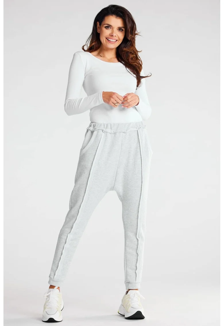 Pantaloni dama, Gri