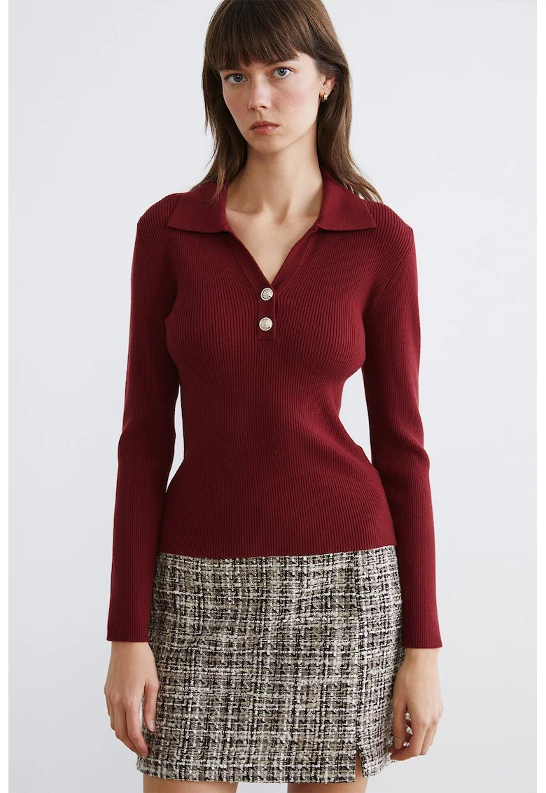 Pulover striat cu croiala slim-fit si decolteu in V, Rosu inchis