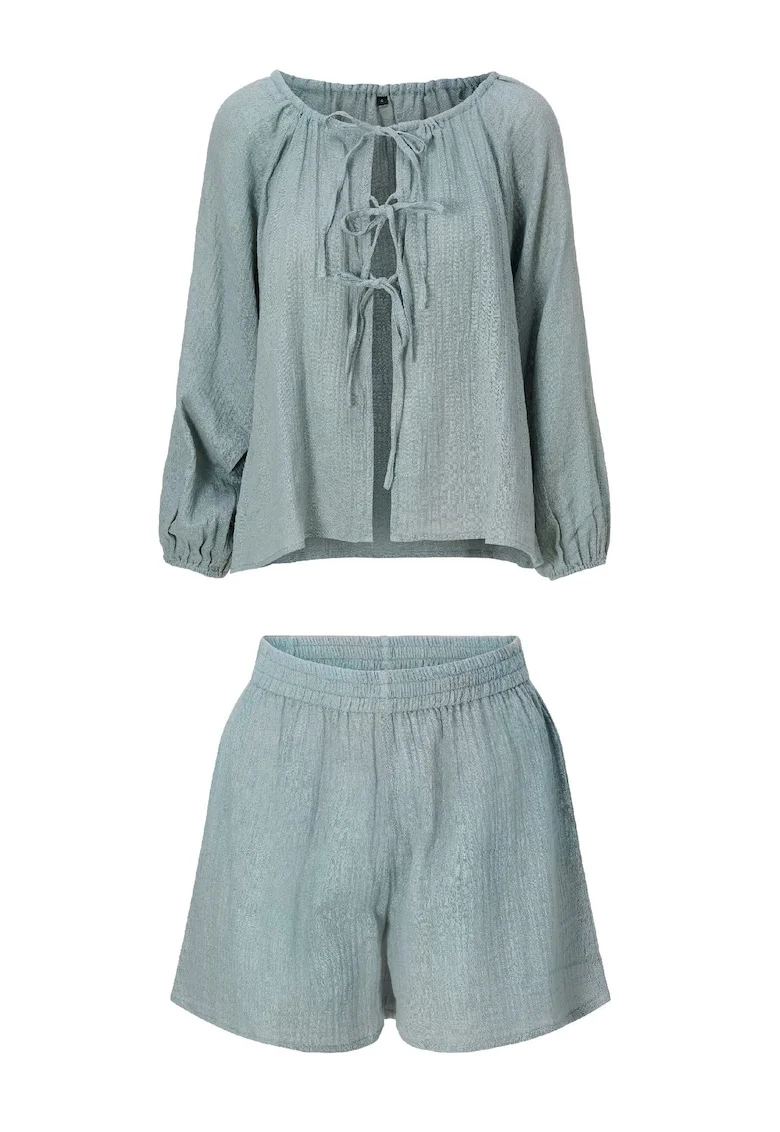 Set de pantaloni scurti si bluza cu maneci lungi, Verde sparanghel