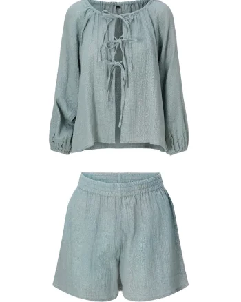Set de pantaloni scurti si bluza cu maneci lungi, Verde sparanghel