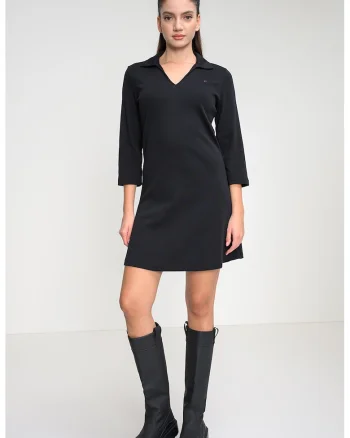 Rochie scurta cu croiala dreapta si maneci 3/4, Negru