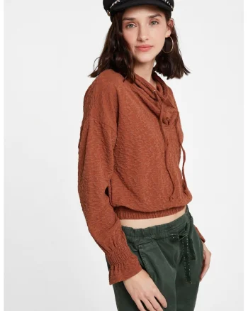 Bluza crop cu guler inalt, Maro scortisoara